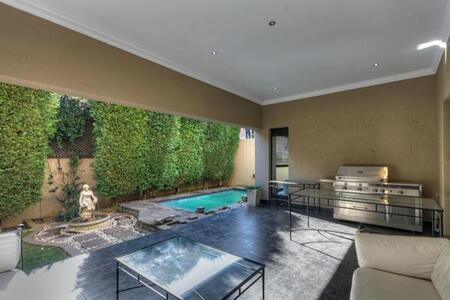 3 Bedroom Cluster in Morningside