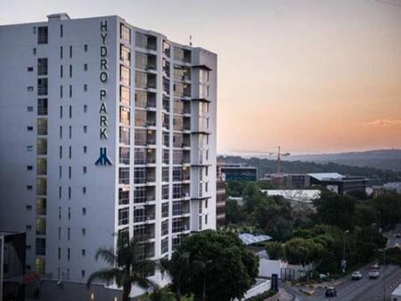 1 Bedroom Apartment in Sandton Central