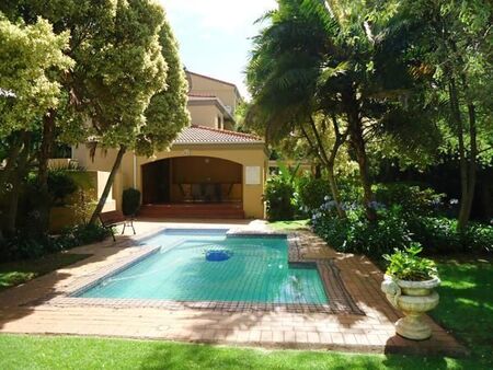 1 Bedroom Apartment in Oaklands