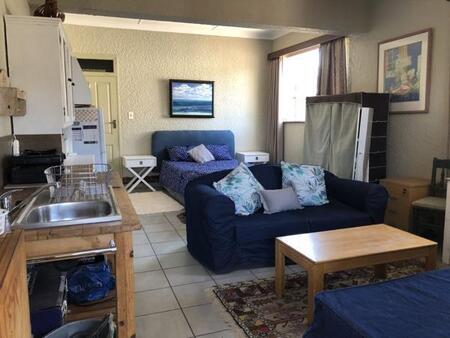 1 Bedroom Apartment in Linden