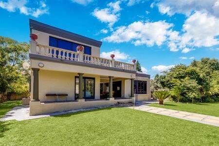 3 Bedroom House in Cedar Lakes