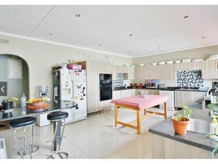 6 Bedroom House in Bedfordview