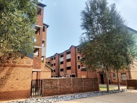2 Bedroom Apartment in Heuweloord