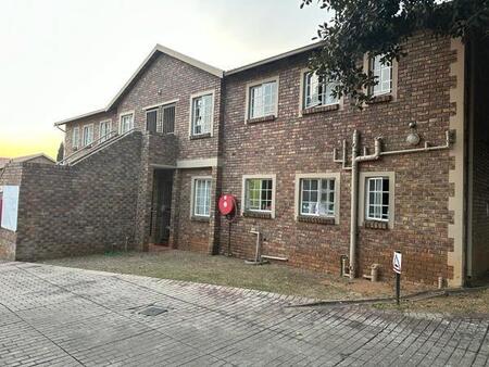 2 Bedroom Apartment in Die Hoewes