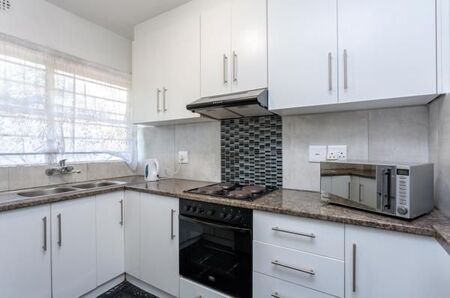 1 Bedroom Apartment in Rosebank