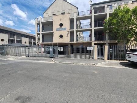 2 Bedroom Apartment in Parow