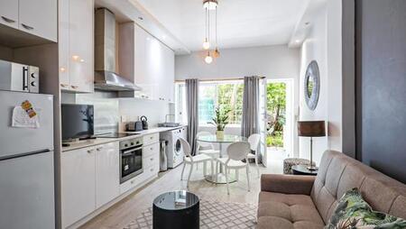 Studio Apartment in Sea Point
