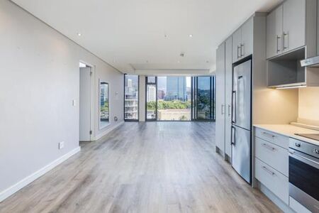 2 Bedroom Apartment in Foreshore