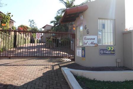 3 Bedroom Duplex in Uvongo