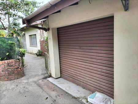 5 Bedroom House in Cowies Hill Park