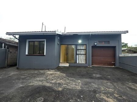 1 Bedroom House in Newlands West