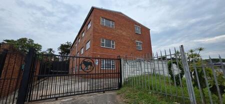 1.5 Bedroom Apartment in Jacobs