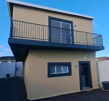 2 Bedroom Apartment in Sydenham