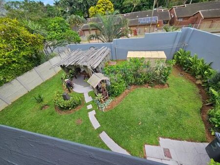 2 Bedroom Flat in Amanzimtoti