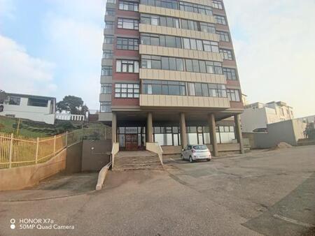2 Bedroom Apartment in Amanzimtoti