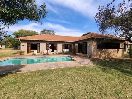 4 Bedroom House in Kameeldrift East