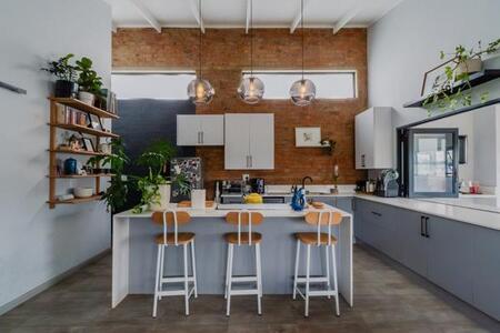 2 Bedroom Apartment in Menlo Park