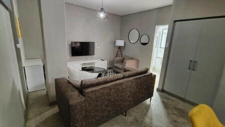 1 Bedroom Apartment in Menlo Park