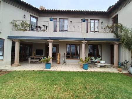 4 Bedroom House in Waterkloof Ridge