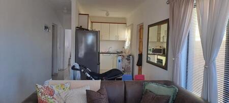 2 Bedroom Flat in Vredenburg