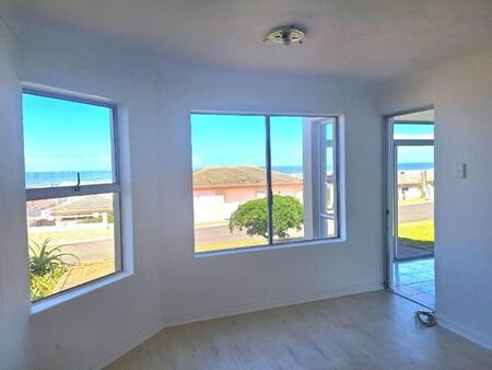 3 Bedroom Apartment in Hermanus Beach Club