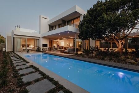 4 Bedroom House in Leisure Isle