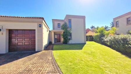 3 Bedroom Townhouse in Blanco