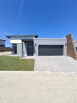 3 Bedroom House in Eden