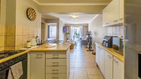2 Bedroom apartment to rent in Paarl Central