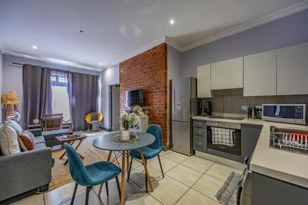 1 Bedroom Apartment in Menlo Park