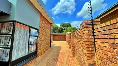 3 Bedroom House in Monument Park