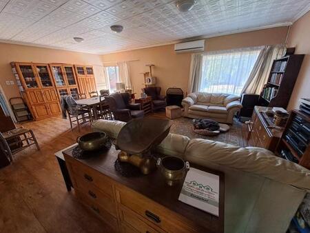 3 Bedroom House in Sinoville