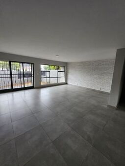 3 Bedroom Duplex in Annlin