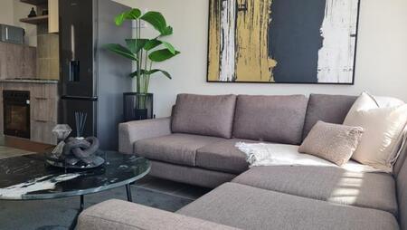 2 Bedroom Apartment in Clarina