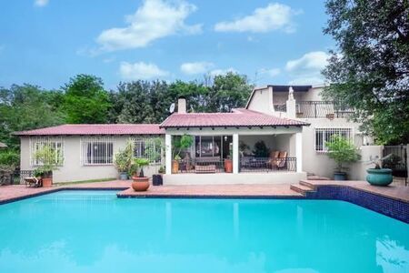 4 Bedroom House in Magaliessig