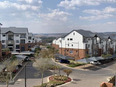 1 Bedroom Apartment in Linbro Park