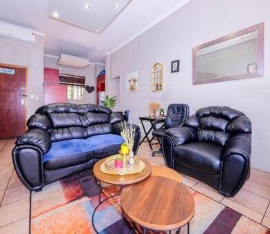 1 Bedroom Apartment in Saxonwold