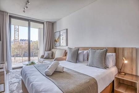 Studio Apartment in Rosebank