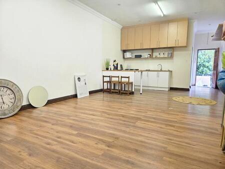 2 Bedroom House in Moret