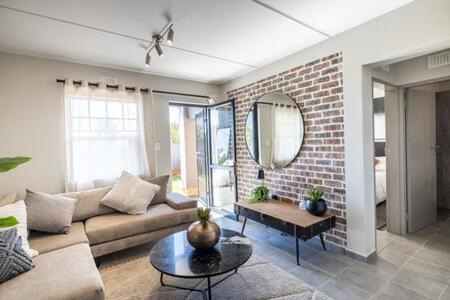 2 Bedroom Apartment in Kya Sands