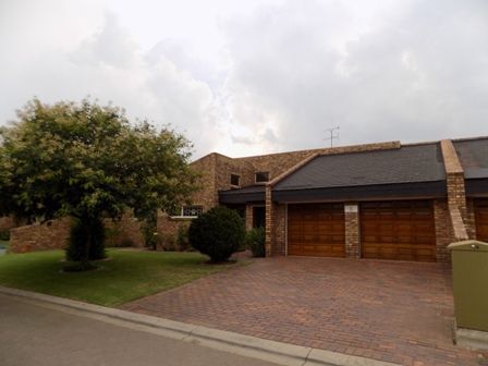 2 Bedroom Cluster in Sunward Park