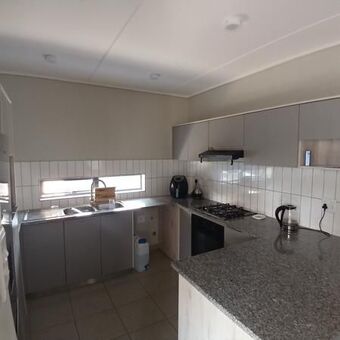 4 Bedroom House in Albertsdal