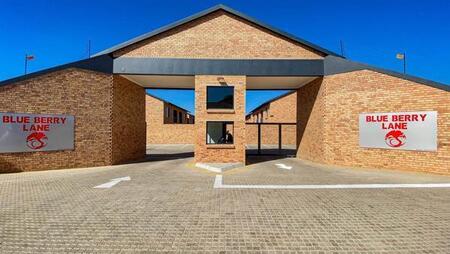 3 Bedroom Townhouse in Alberton