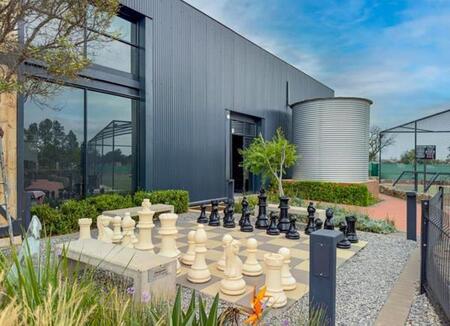 1 Bedroom Apartment in Zwartkop