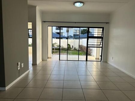 3 Bedroom Apartment in Sandown