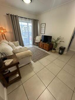 1 Bedroom Apartment in Sandown