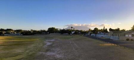 1 Bedroom House in Table View