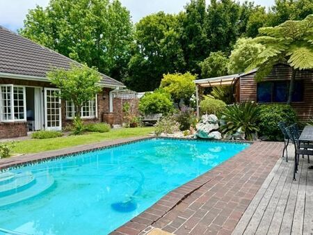 4 Bedroom House in Constantia