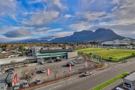 2.5 Bedroom Apartment in Rondebosch