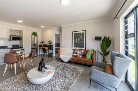 2 Bedroom House in Burgundy Estate